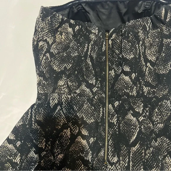 Express Snakeskin Print Black Strapless Mini Dress Fit and Flare Elegant Party 2 - Picture 9 of 12